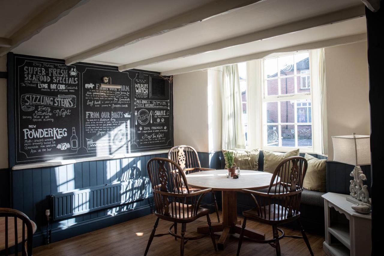 The Kings Arms Otterton Hotel Бъдли Салтъртън Екстериор снимка