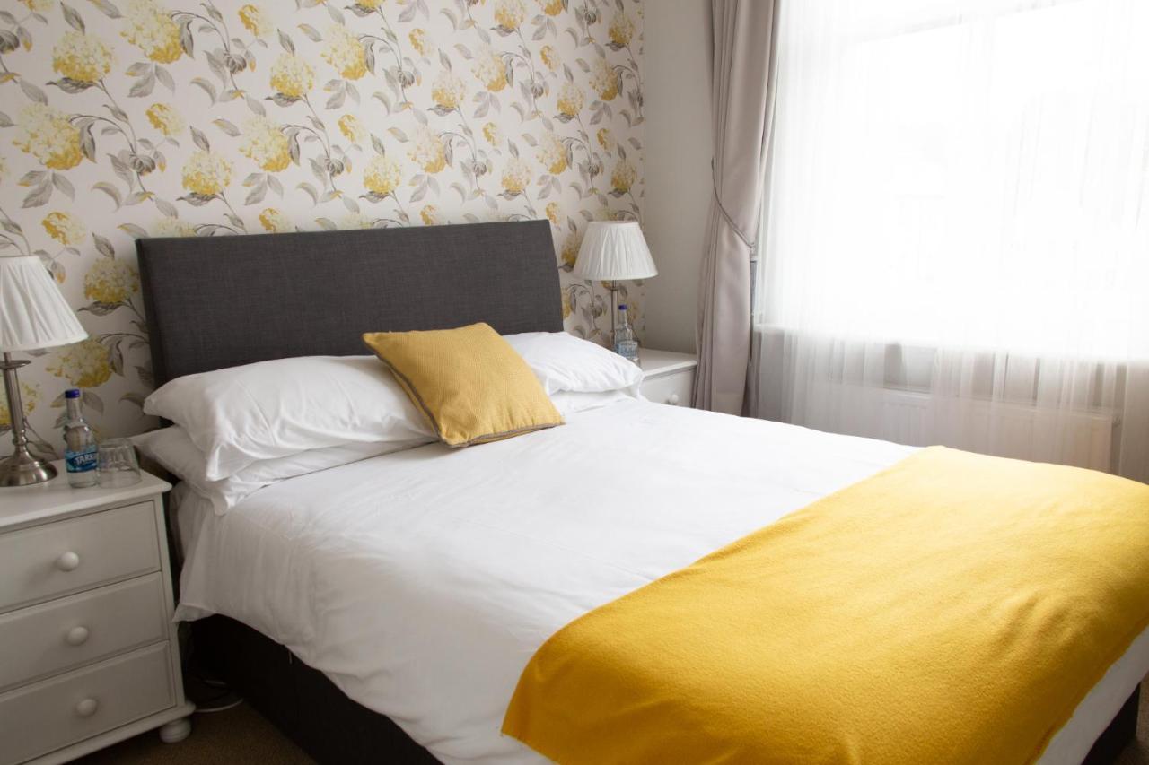 The Kings Arms Otterton Hotel Бъдли Салтъртън Стая снимка