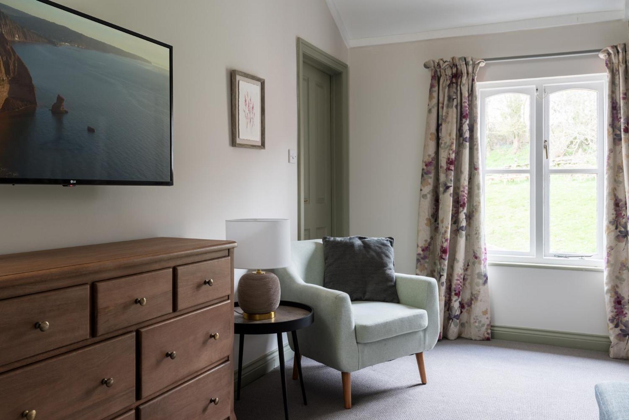 The Kings Arms Otterton Hotel Бъдли Салтъртън Екстериор снимка