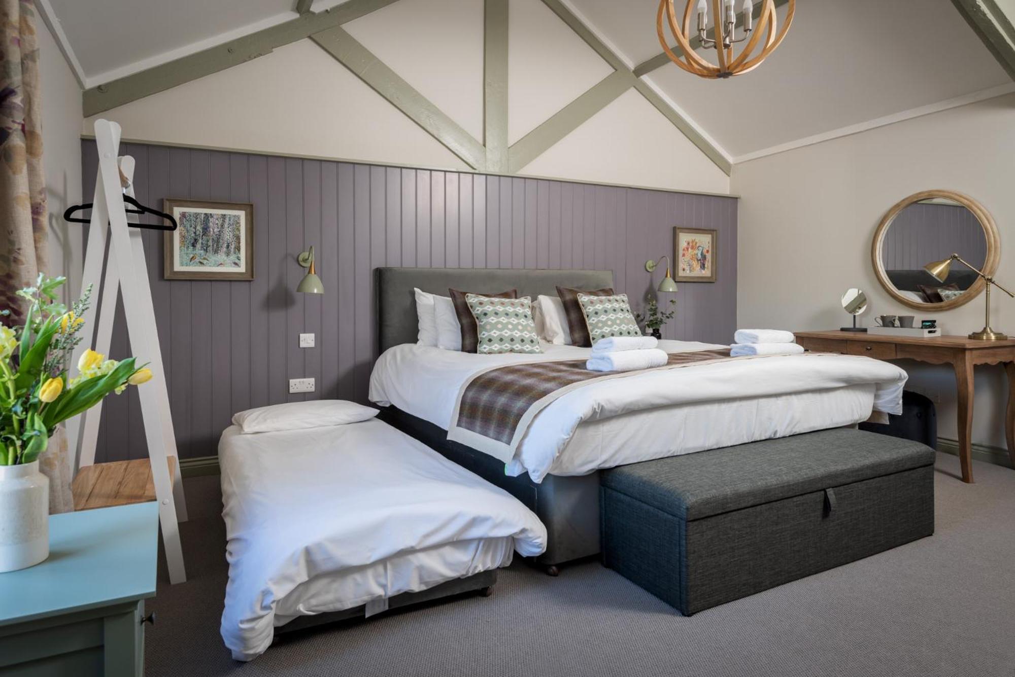 The Kings Arms Otterton Hotel Бъдли Салтъртън Екстериор снимка