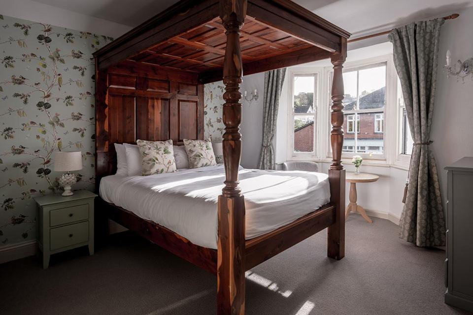 The Kings Arms Otterton Hotel Бъдли Салтъртън Екстериор снимка